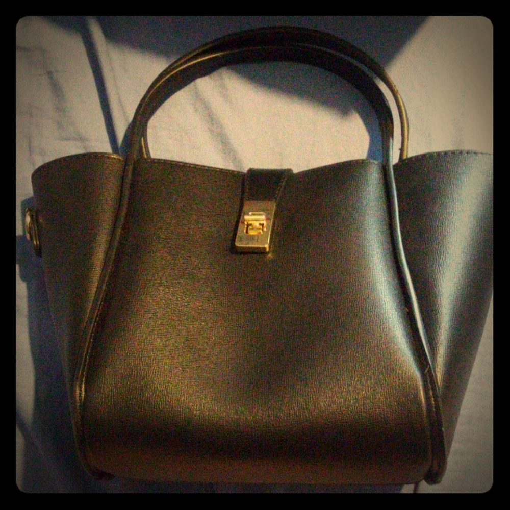 Black Purse